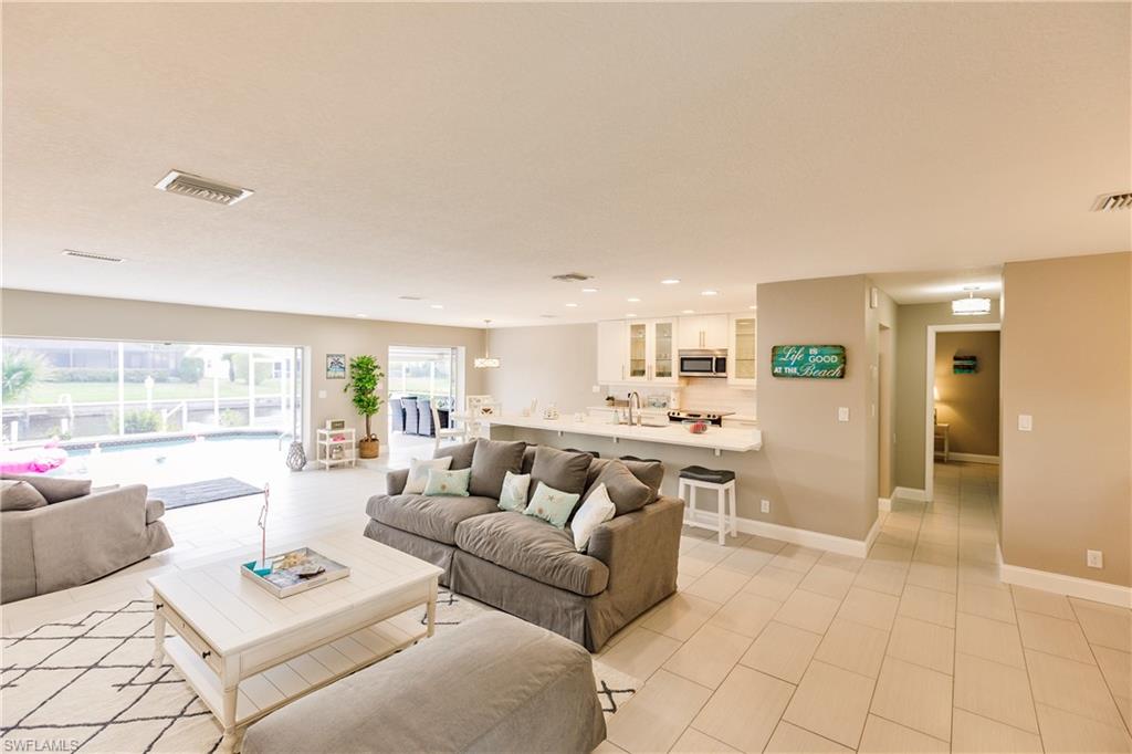 CAPE CORAL - Residential Lease