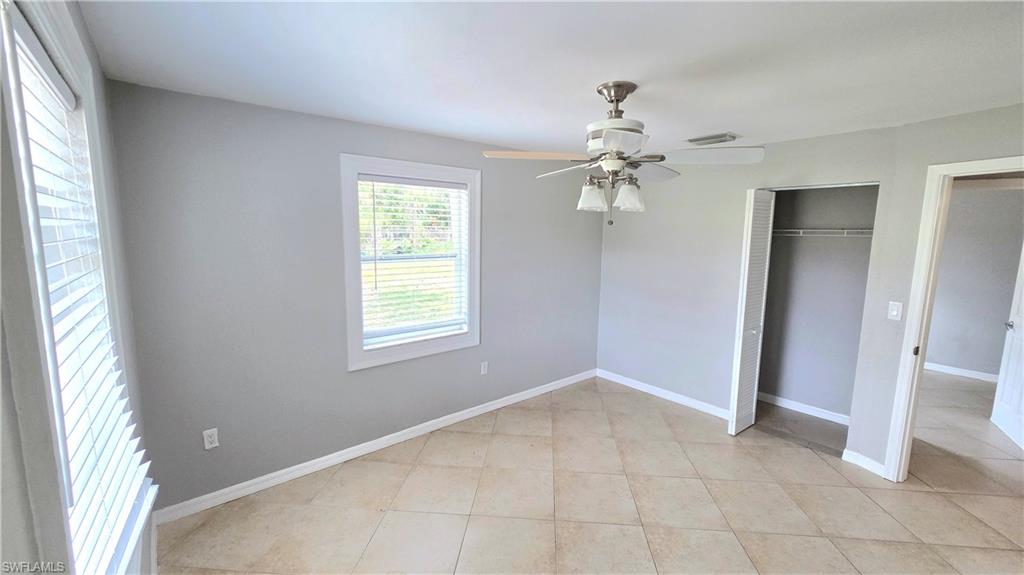 NAPLES MANOR - Residential