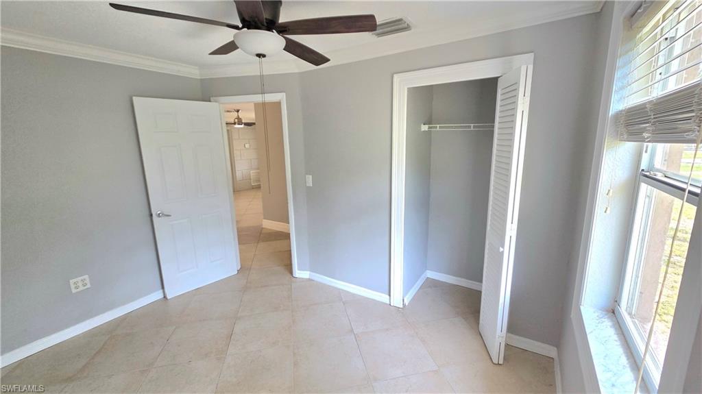 NAPLES MANOR - Residential