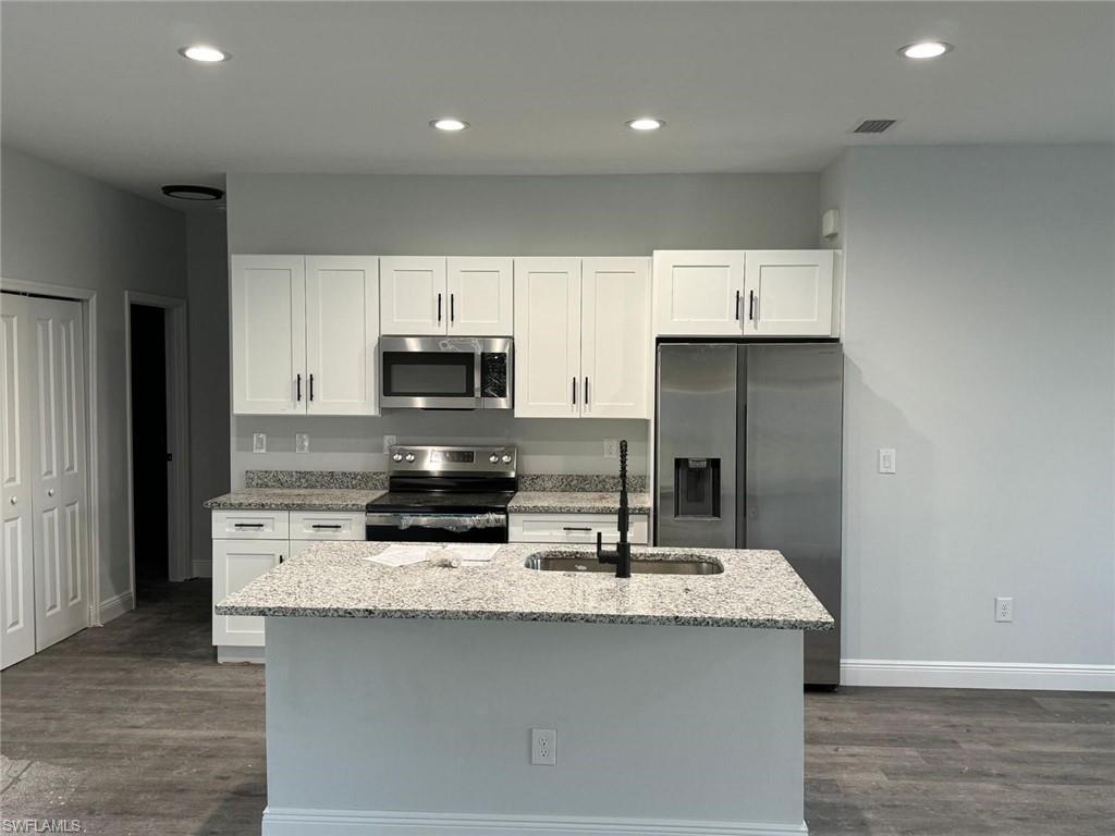 PORT CHARLOTTE - Residential Lease