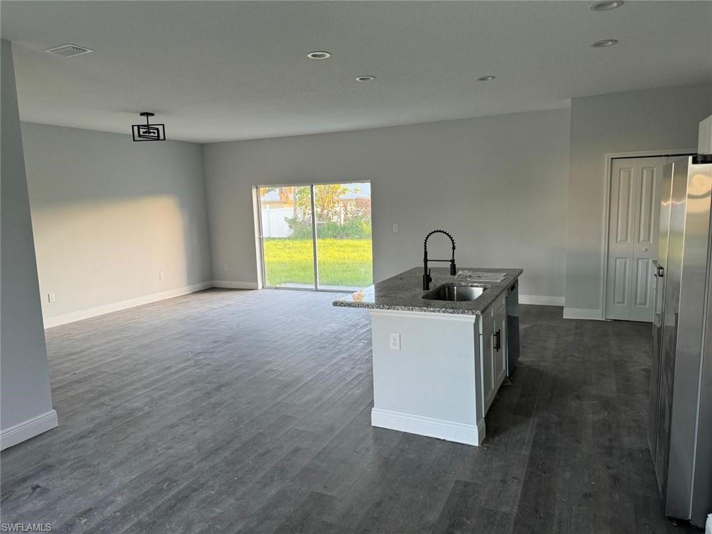 PORT CHARLOTTE - Residential Lease