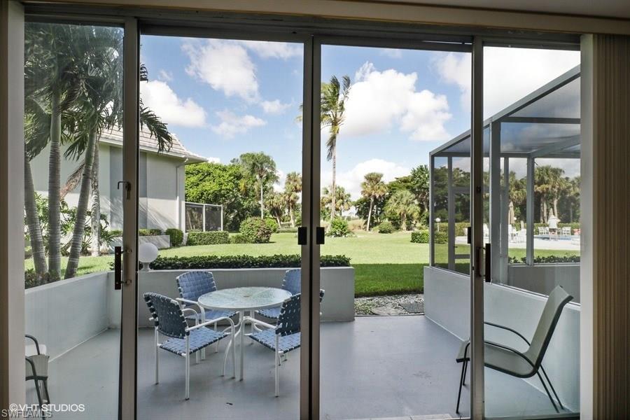 MONTEGO MANOR - Residential