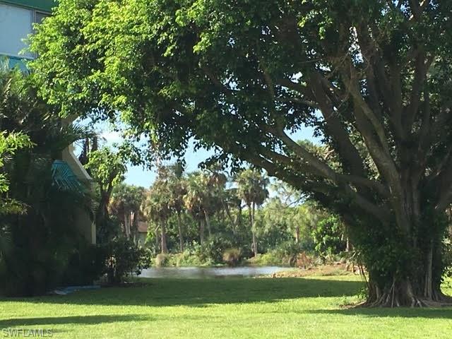 MONTEGO MANOR - Residential