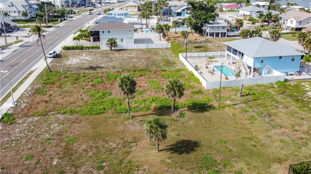 LAGUNA SHORES - Land