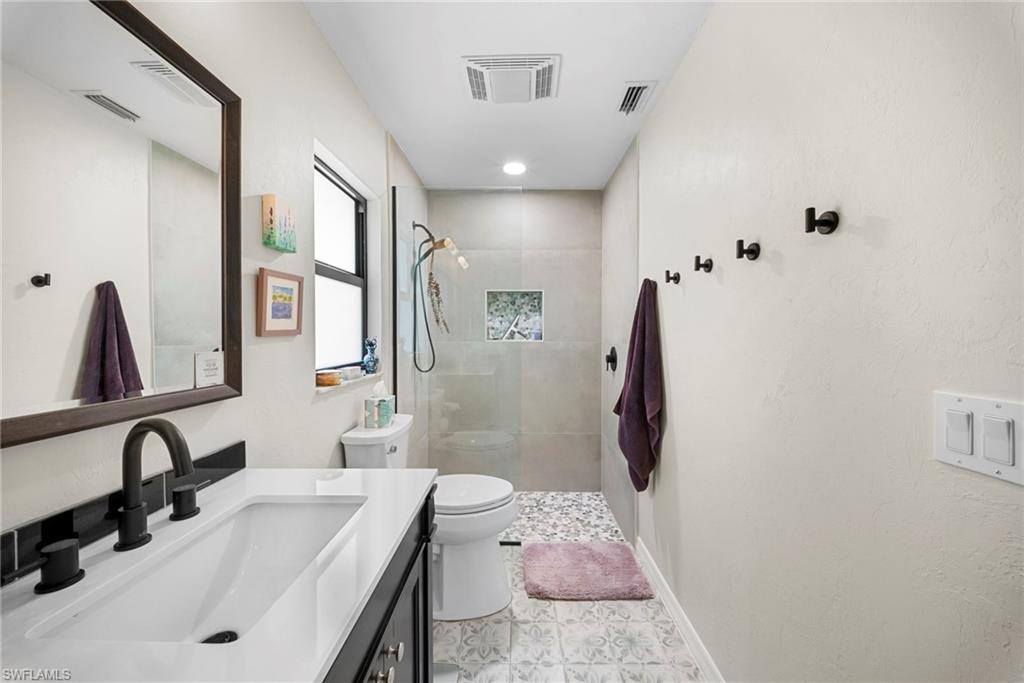 WYLDEWOOD LAKES CONDO - Residential