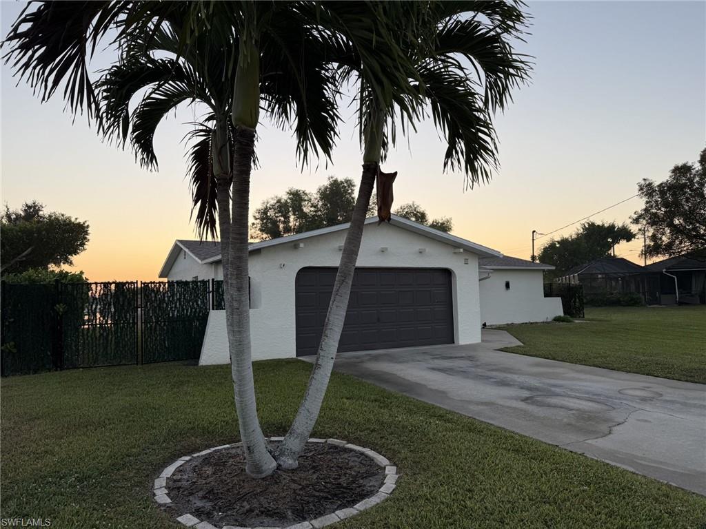 CAPE CORAL - Residential