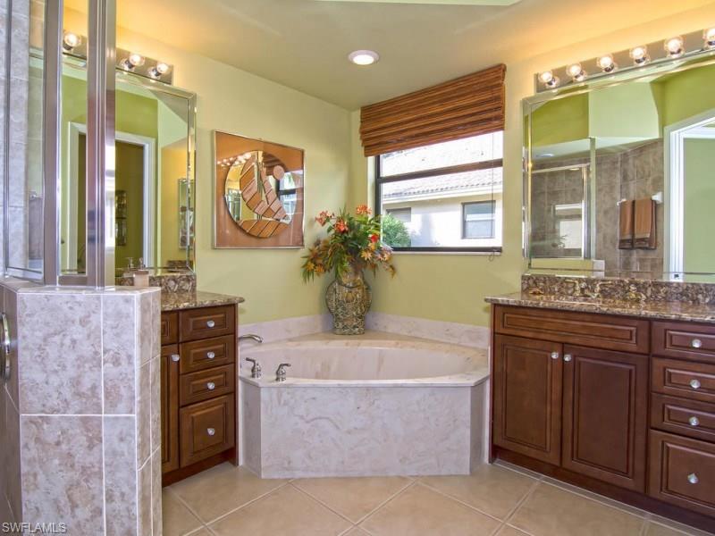 VILLA TUSCANY - Residential