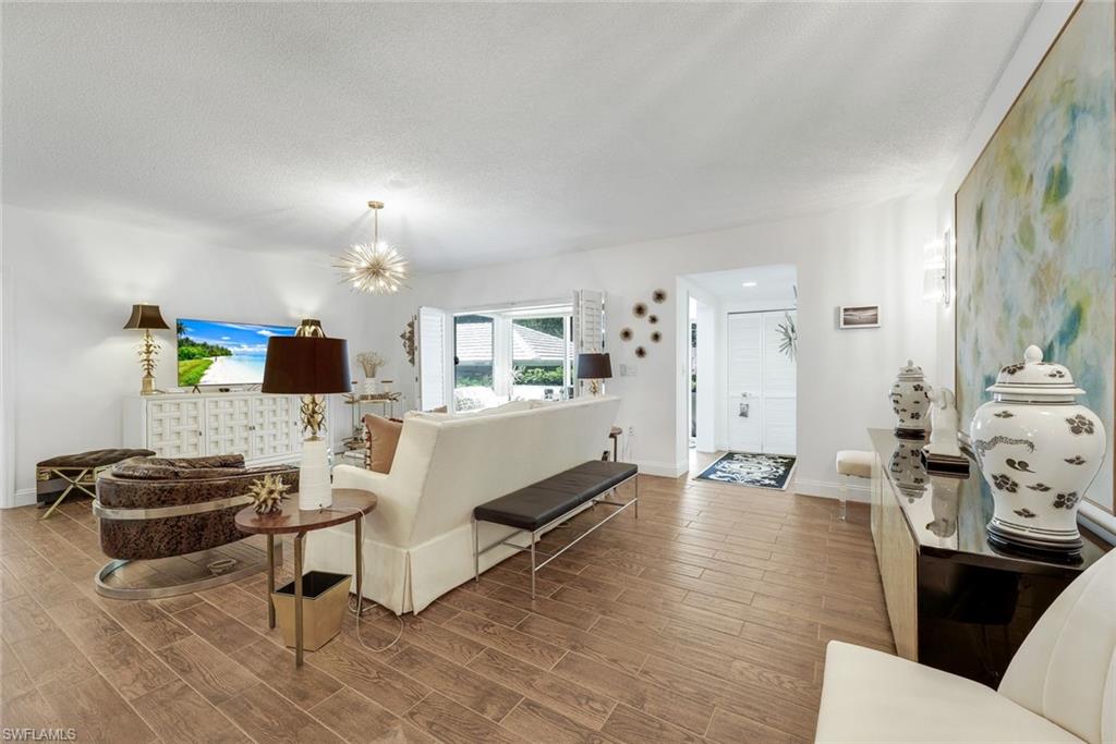 GLENCOVE - Residential