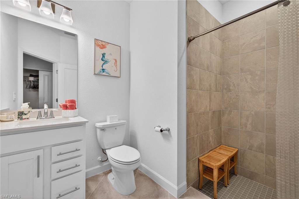 TUCKERS COVE - Residential