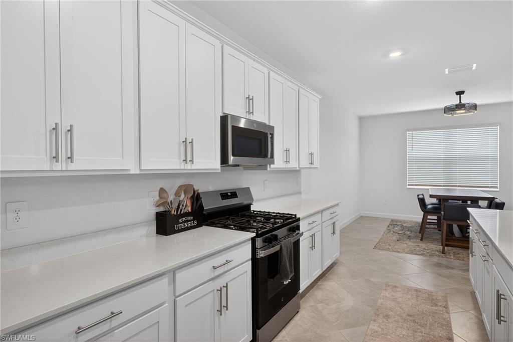 TUCKERS COVE - Residential