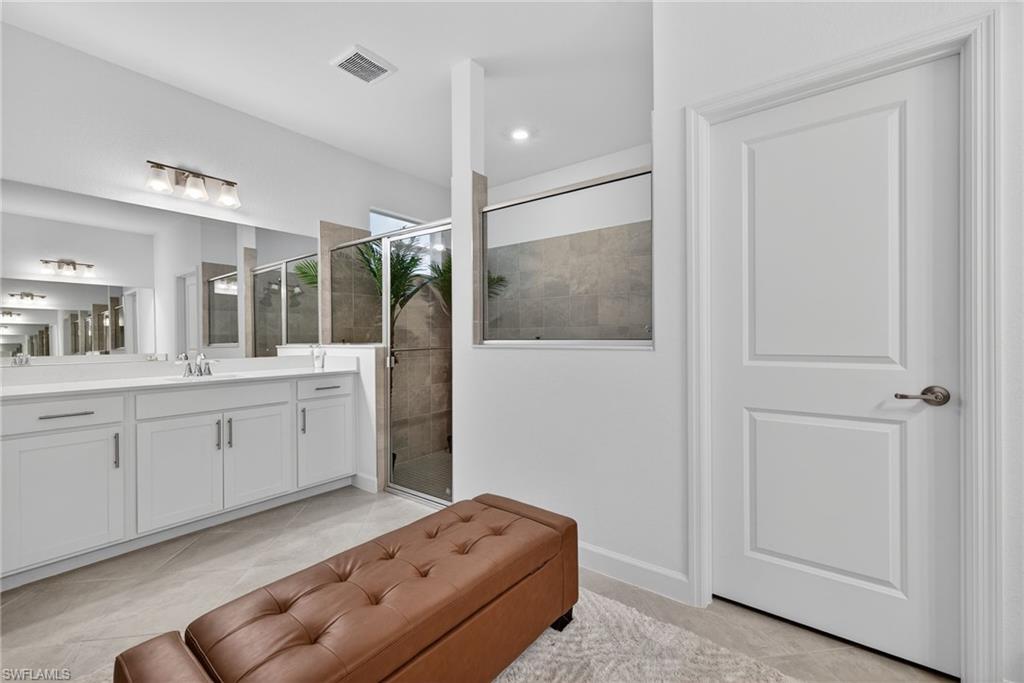 TUCKERS COVE - Residential