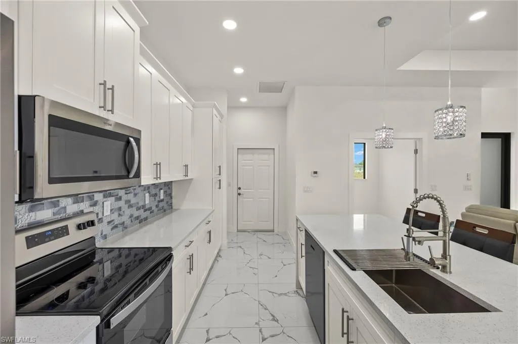 Lehigh Acres, Florida 33974, United States, 3 Bedrooms Bedrooms, ,2 BathroomsBathrooms,Residential,Active,131602