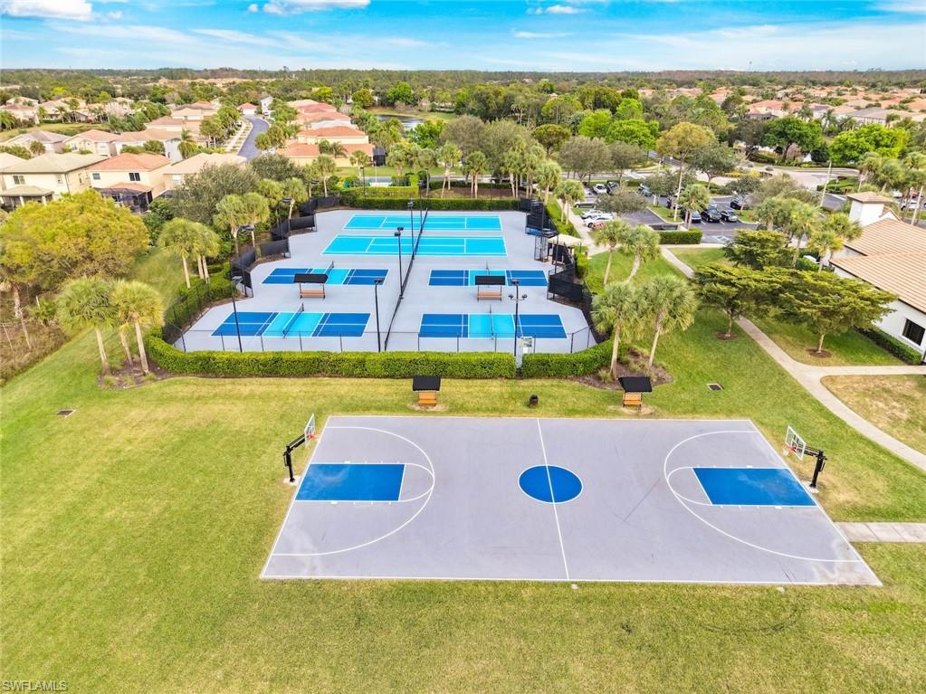 BOTANICA LAKES - Residential