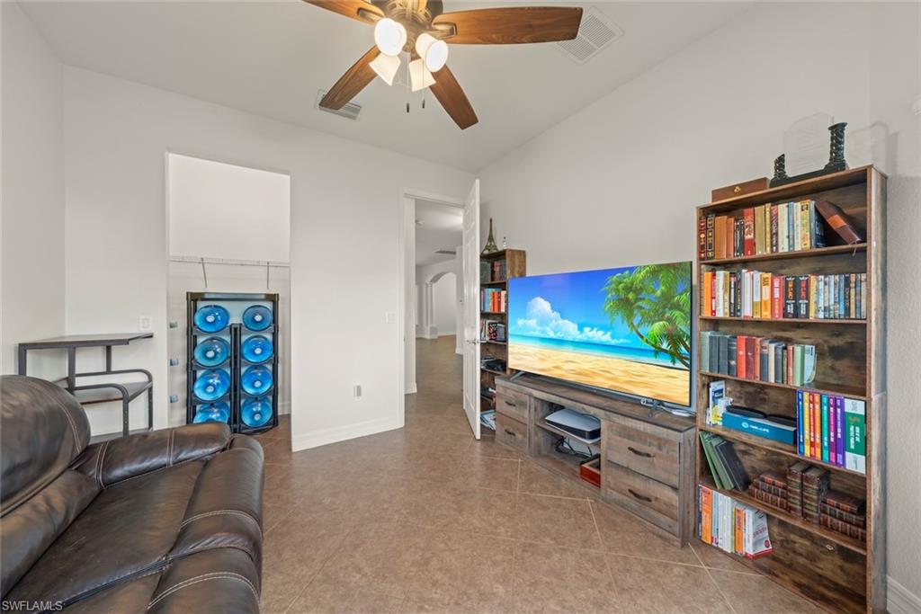 BOTANICA LAKES - Residential