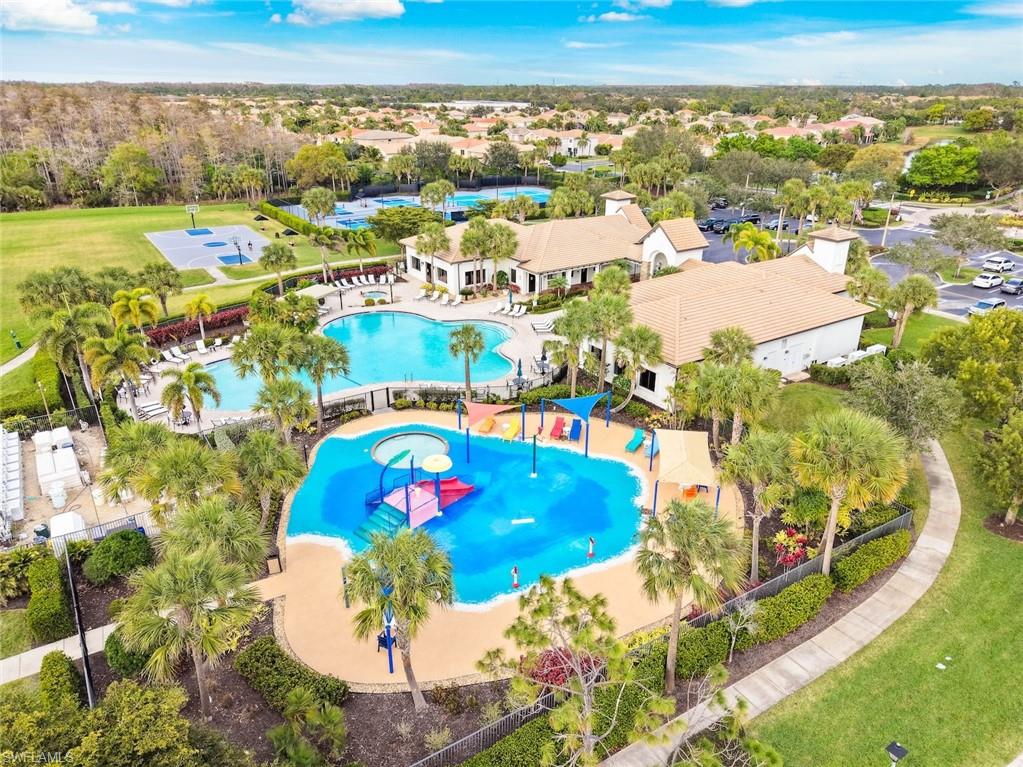 BOTANICA LAKES - Residential