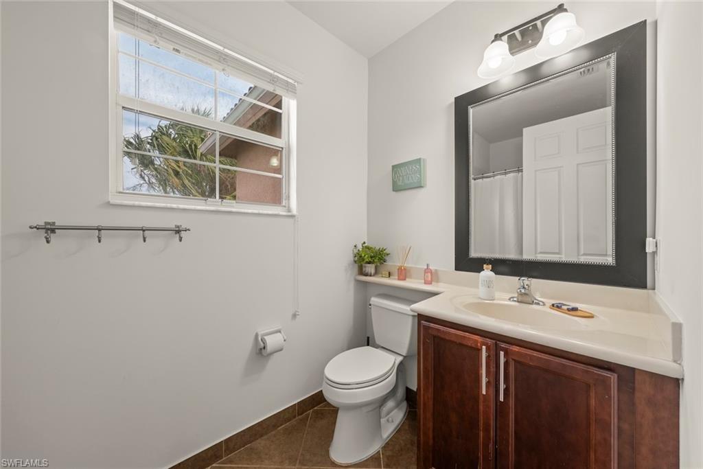 BOTANICA LAKES - Residential