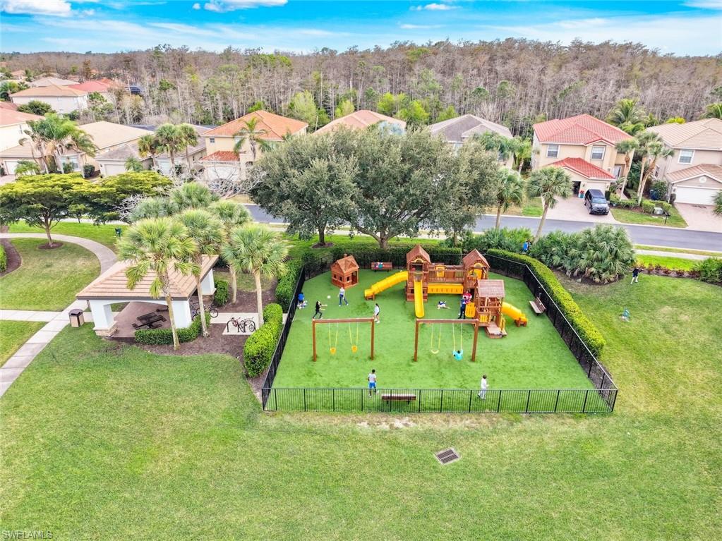 BOTANICA LAKES - Residential