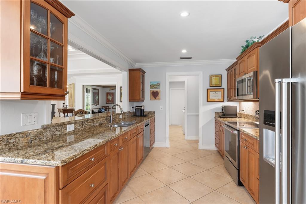 IMPERIAL GOLF ESTATES - Residential