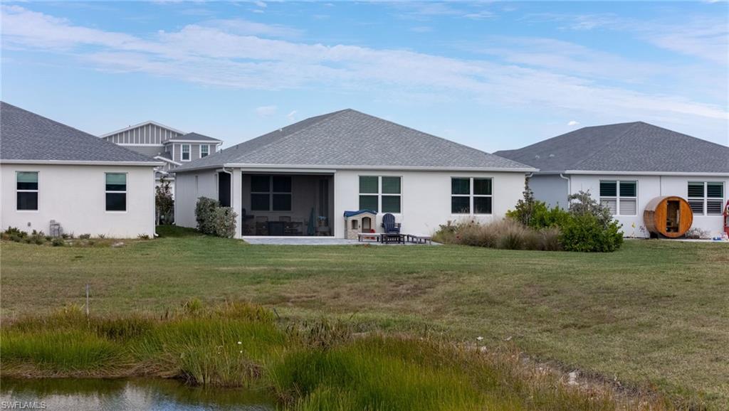 CRESCENT LAKES - Residential