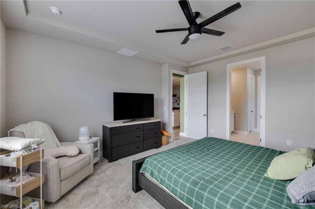 CRESCENT LAKES - Residential