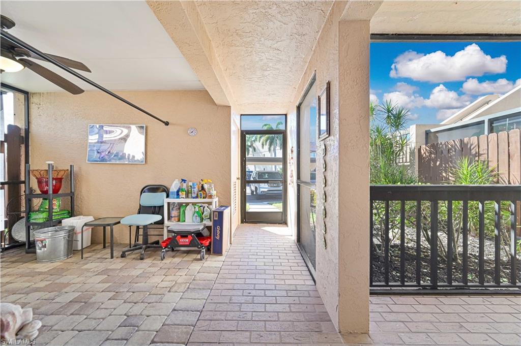 ADMIRALTY YACHT & RACQUET CLUB - Residential