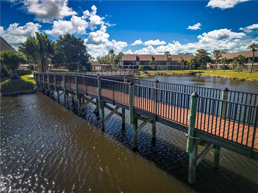 ADMIRALTY YACHT & RACQUET CLUB - Residential