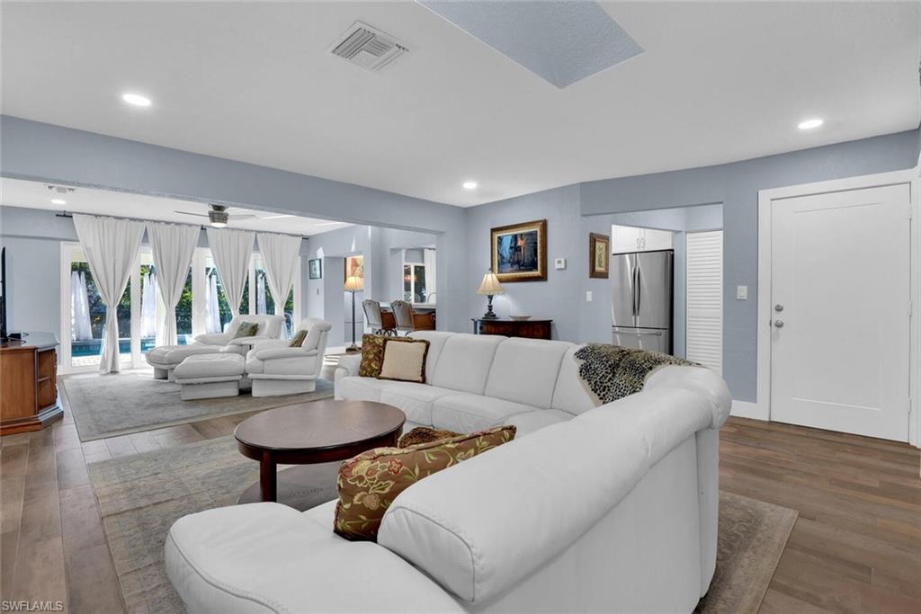 HEITMANS - Residential