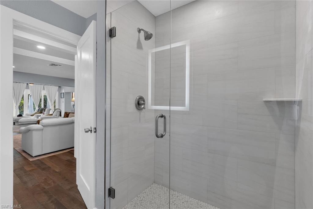 HEITMANS - Residential