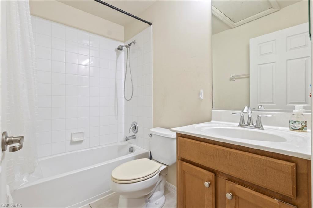 TOWNHOMES AT STONEYBROOK - Residential