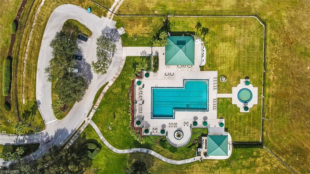 TOWNHOMES AT STONEYBROOK - Residential