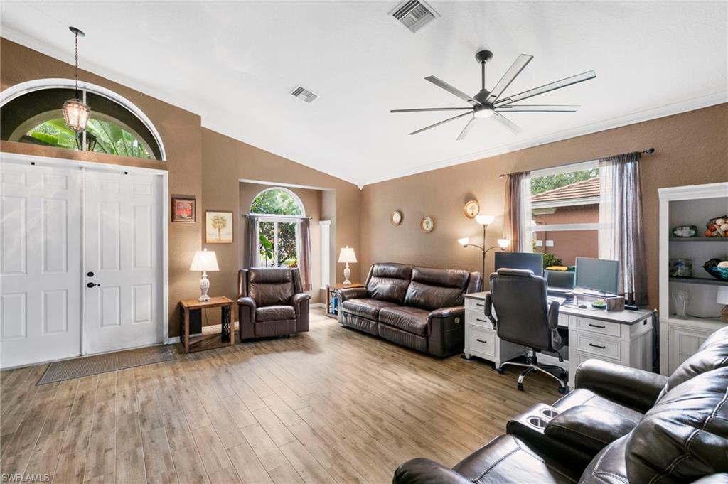 VALENCIA COUNTRY CLUB - Residential