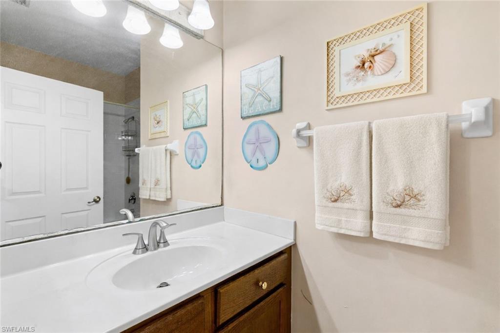 VALENCIA COUNTRY CLUB - Residential