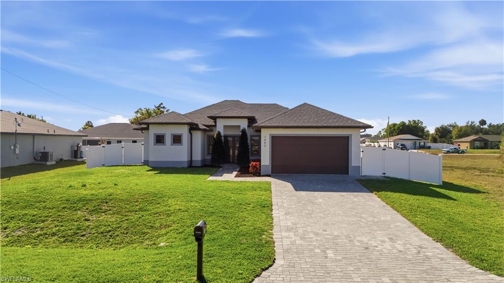 CAPE CORAL - Residential