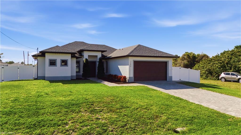 CAPE CORAL - Residential