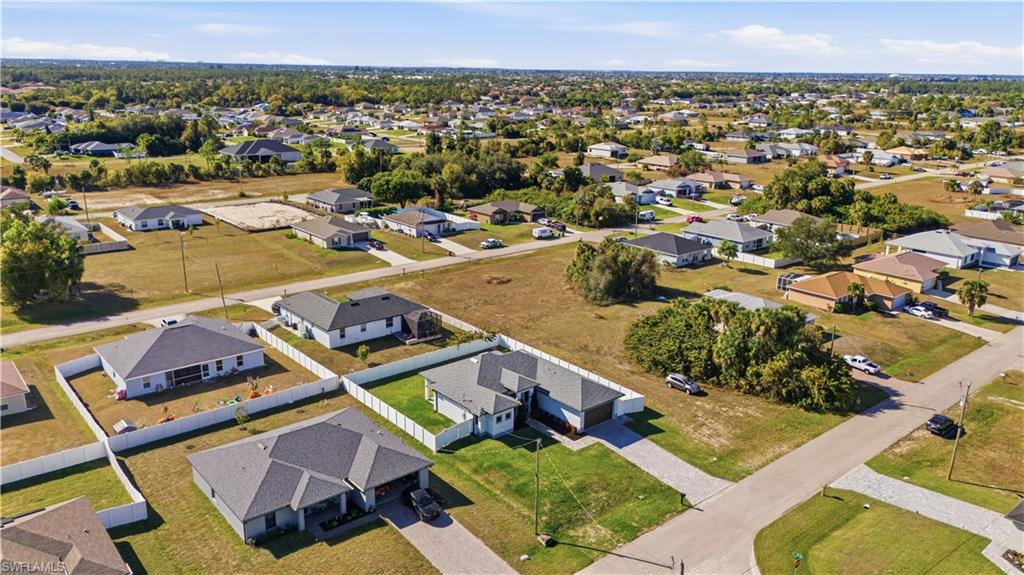 CAPE CORAL - Residential