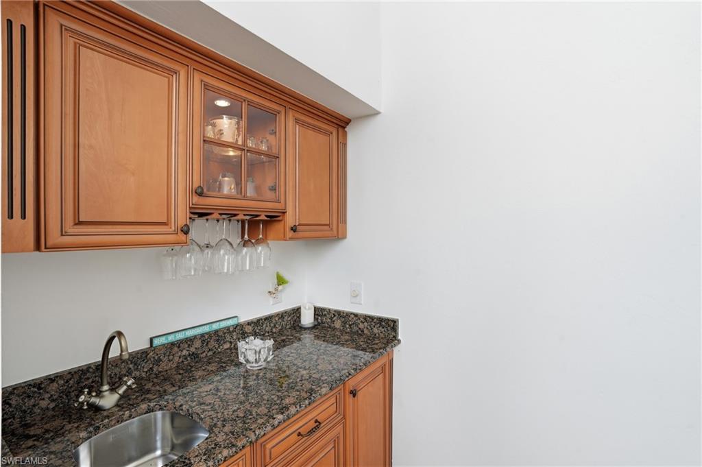 JONATHAN HARBOUR - Residential