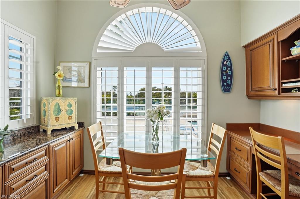 JONATHAN HARBOUR - Residential