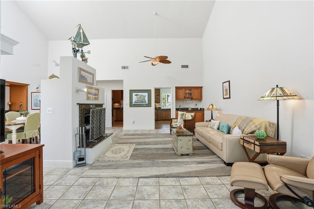 JONATHAN HARBOUR - Residential