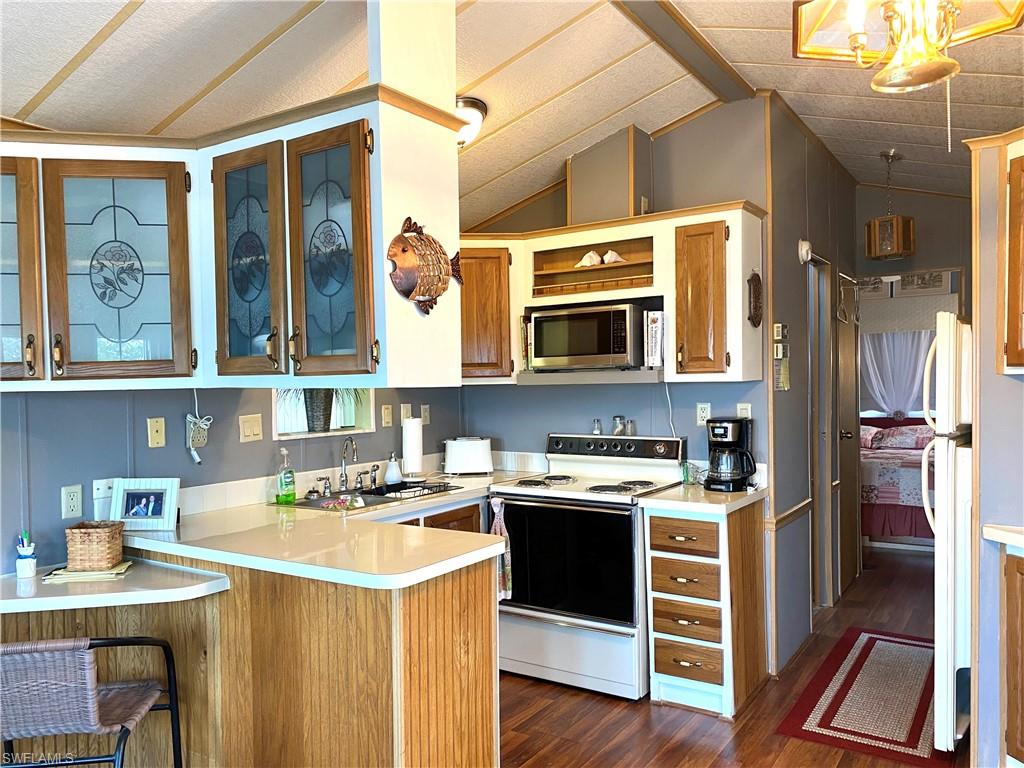 RIVERWOODS PLANTATION - Residential