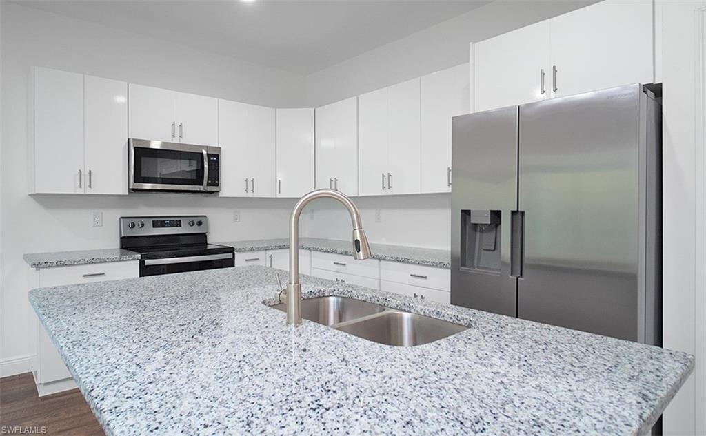 LABELLE - Residential Lease