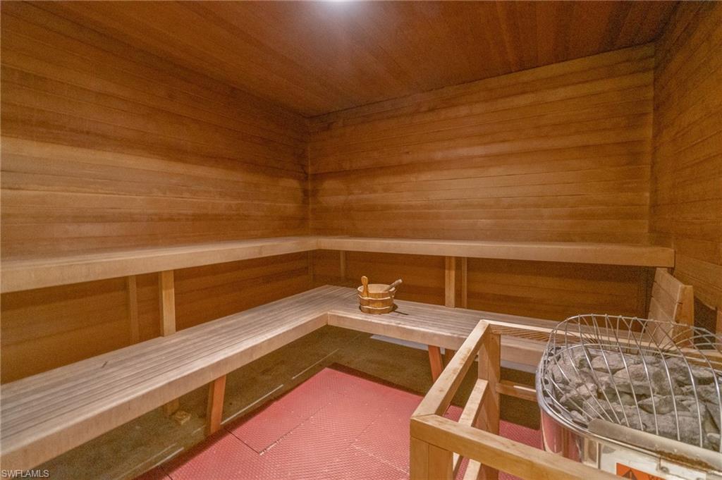 TREVI - Residential Lease