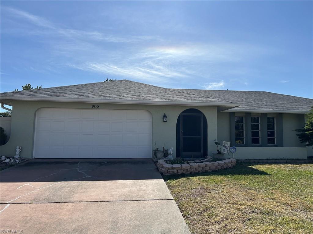 CAPE CORAL - Residential