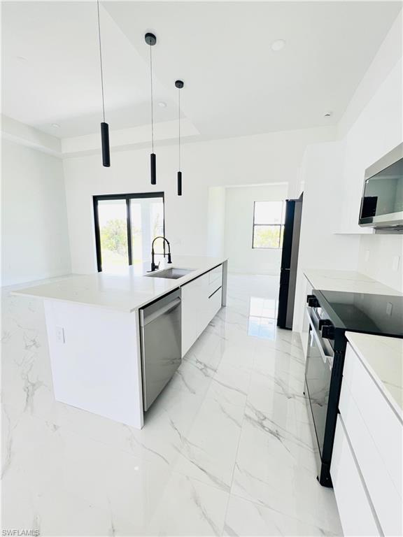 CAPE CORAL - Residential Lease