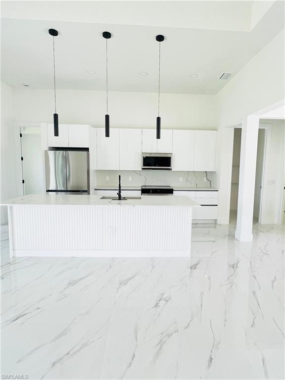 CAPE CORAL - Residential Lease