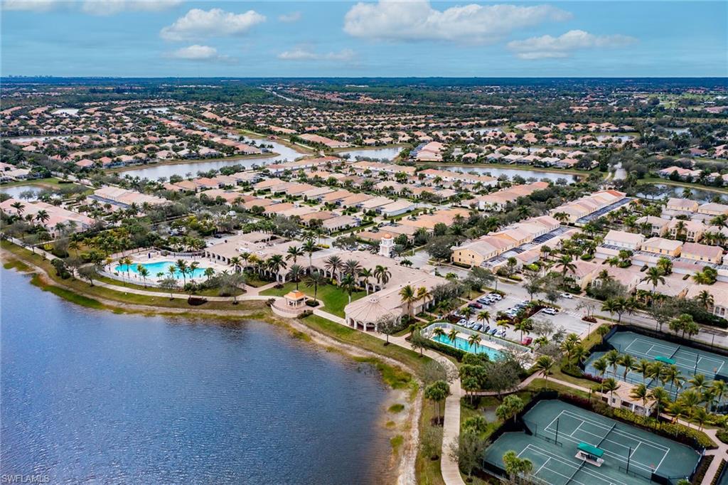 VERONA WALK - Residential