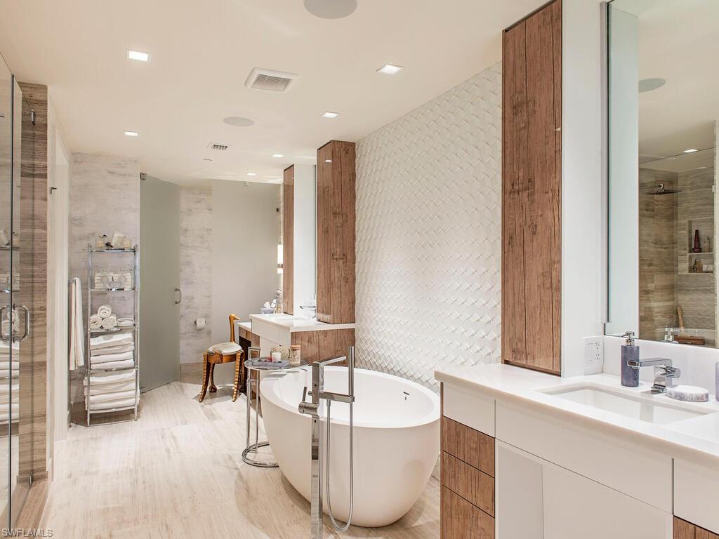 MYSTIQUE - Residential