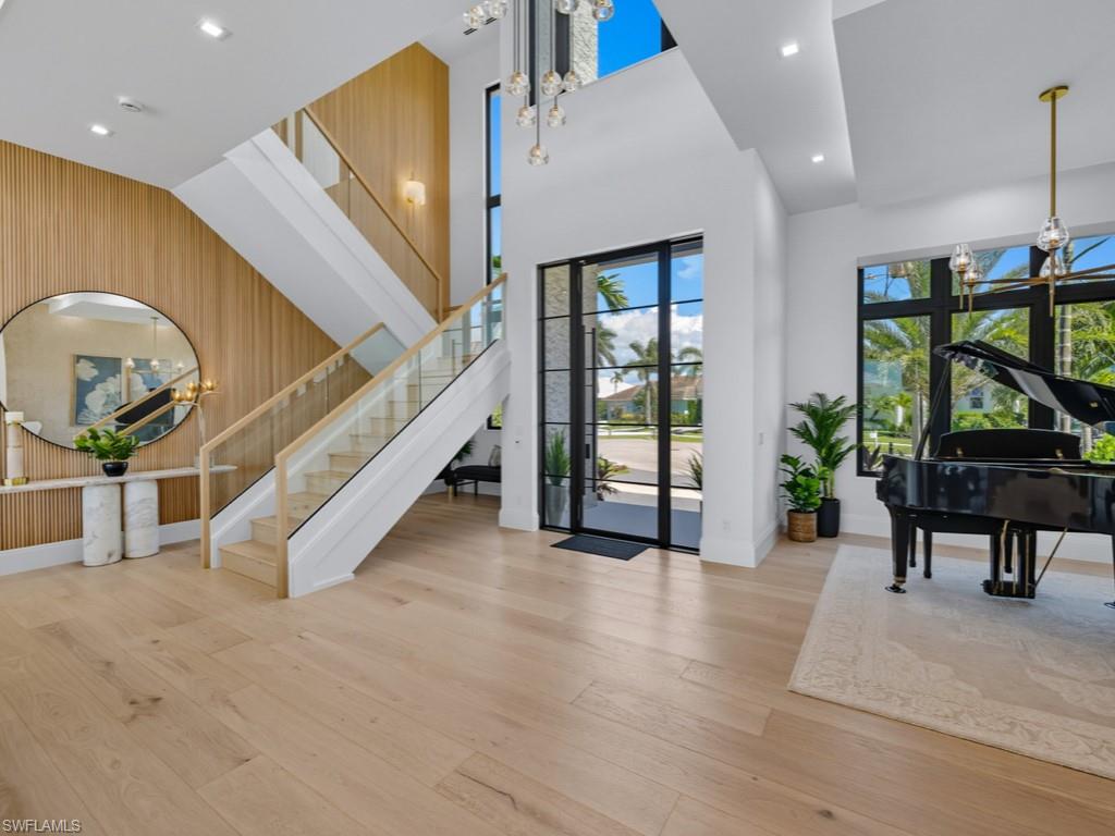 228 Capistrano CT