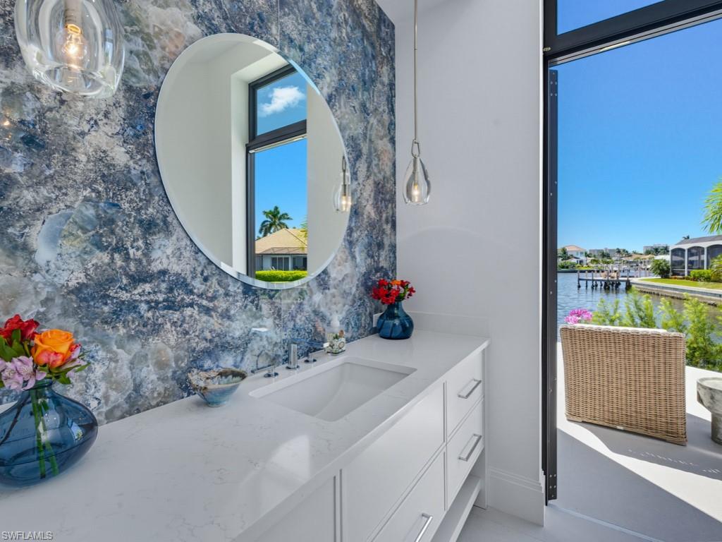 MARCO BEACH - Residential