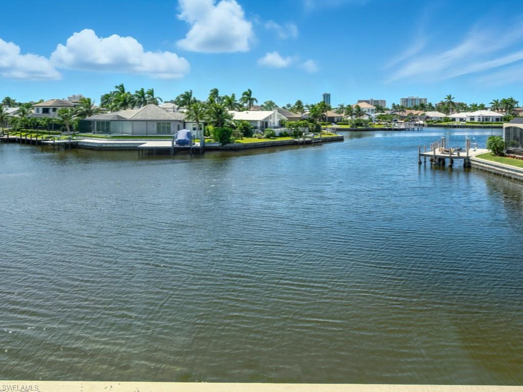 MARCO BEACH - Residential