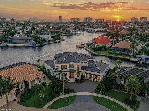 228 Capistrano CT MARCO ISLAND FL 34145